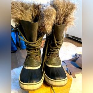 Sorel Joan of Arctic